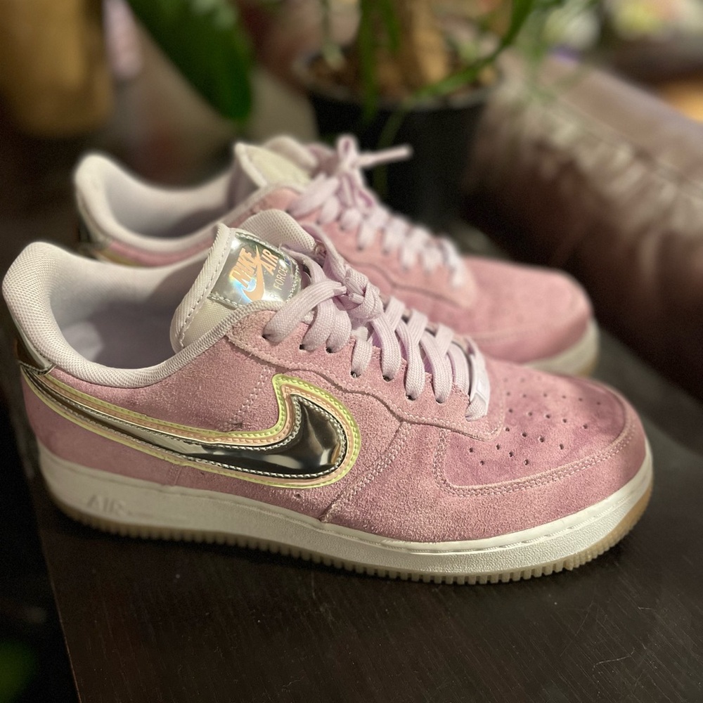 Nike Air Force 1 suede pink Women’s 9